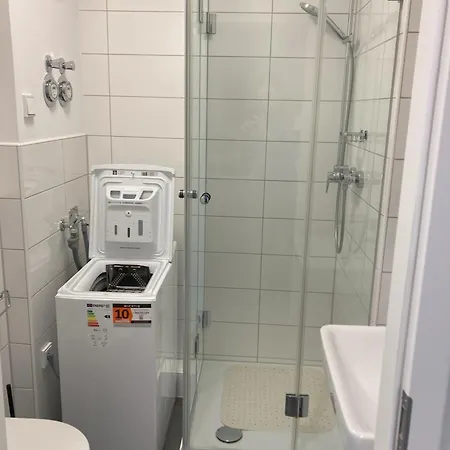 Modernes City-apartment Mit Balkon & Weitblick - Zentrale Lage In Appartamento *