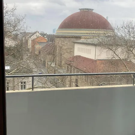 Appartamento Modernes City-apartment Mit Balkon & Weitblick - Zentrale Lage In